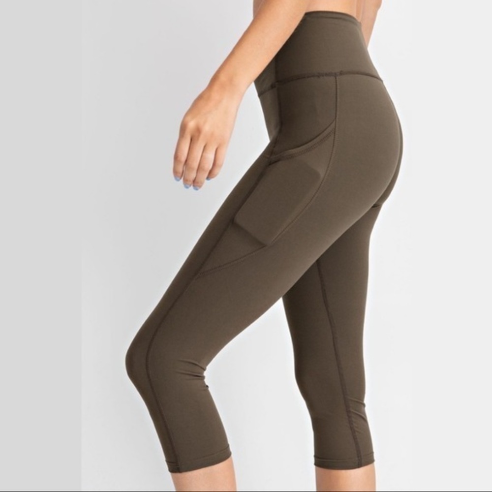 Capri Leggings With Pockets- Olive Green- Various